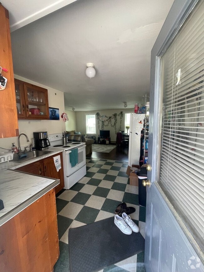 Building Photo - 224 Rainbow St Unit 4 Rental