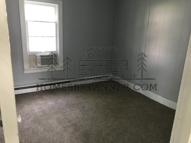 Photo - 400 S Marshall St