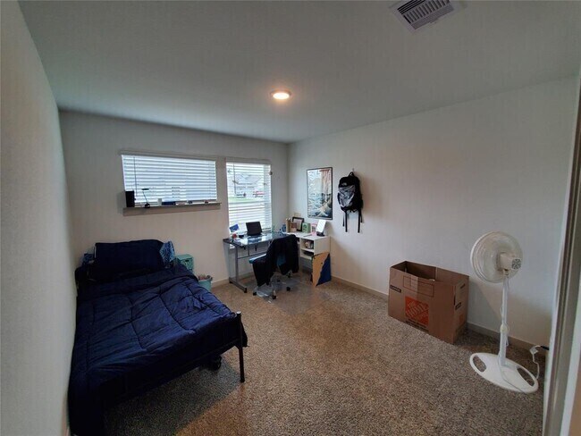 Photo - 6910 Dell Vista Drive