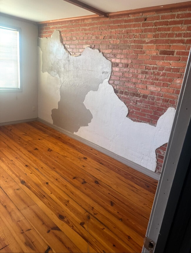 Photo - 100 W Church St