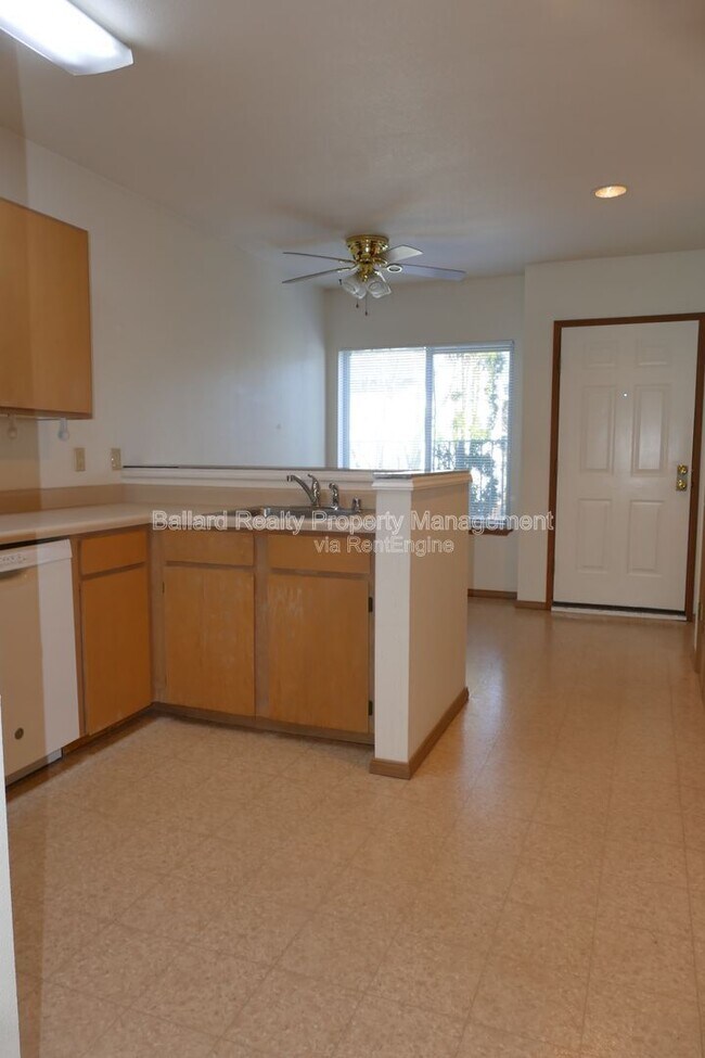 Photo - 8320 5th Ave NE