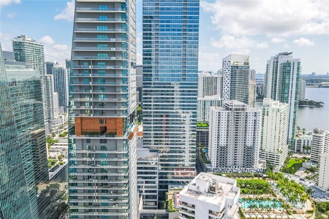 Photo - 1451 Brickell Ave Unidad 1004