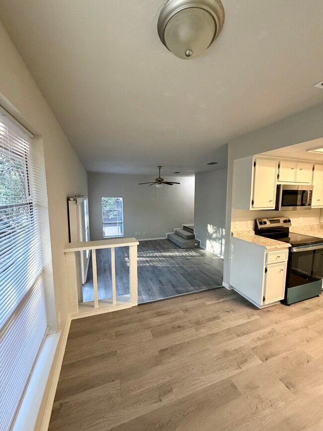 Photo - 1107 Girard St House