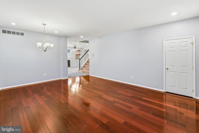 Photo - 109 Holly Dr