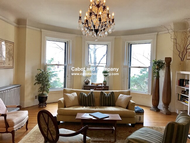 Building Photo - 290 Commonwealth Ave Unit 1F Rental