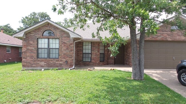 Building Photo - 1305 Remington Ct Rental