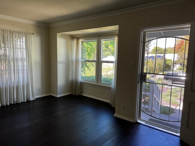 Photo - 10716 Northgate St