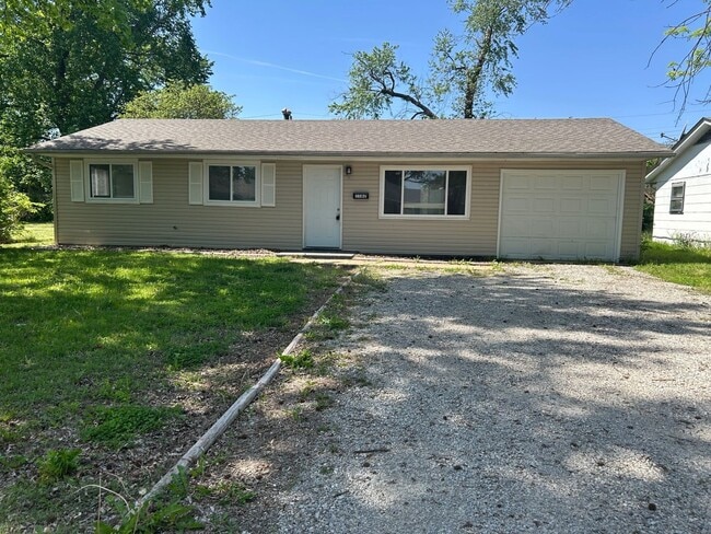 Building Photo - For Lease