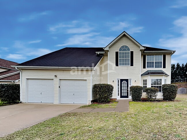 Building Photo - 1642 Village Place Cir NE