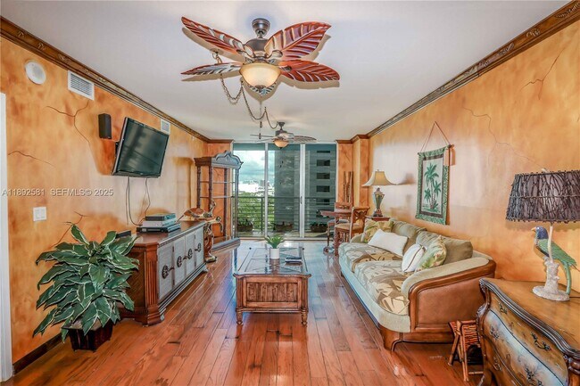 Photo - 335 S Biscayne Blvd Unit 1500