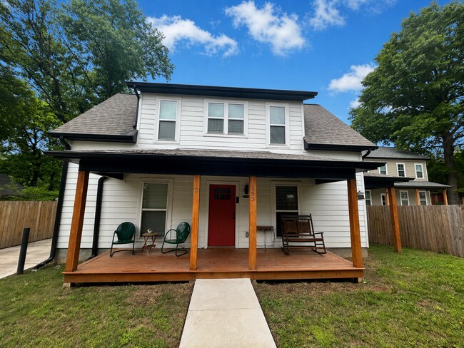 Building Photo - $150 AMAZON GIFT CARD WITH SIGNED LEASE!! - 3B/2B PRE-LEASING FOR AUG 10 MOVE-IN!!