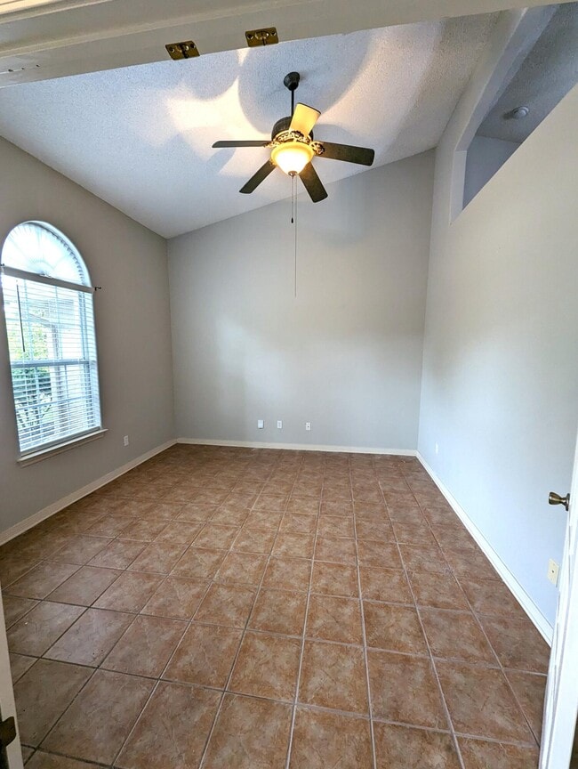 Photo - 1822 Brooke Beach Dr