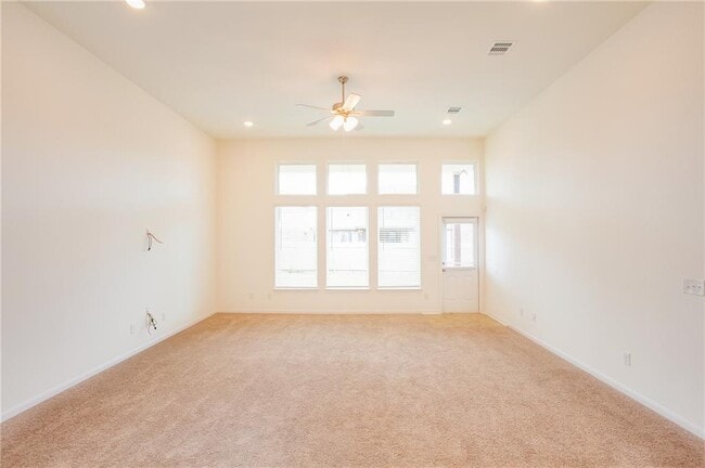 Photo - 112 Rebel Red Rd