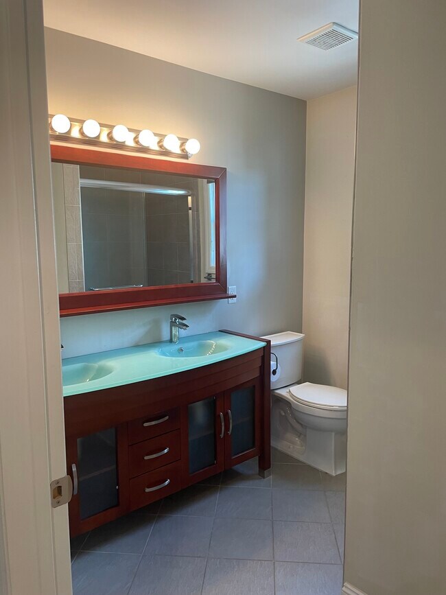 Photo - 234 Greenwood Ave