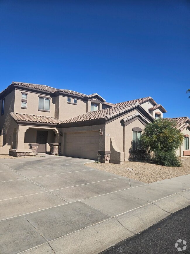 Building Photo - Two story home in Village Rose in Glendale