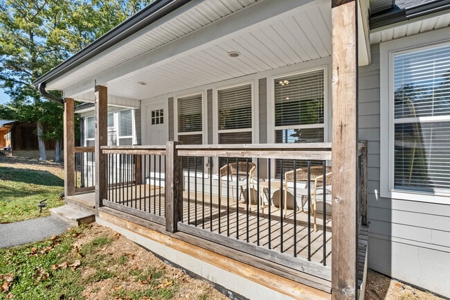 Photo - 17660 Timberlake Trail