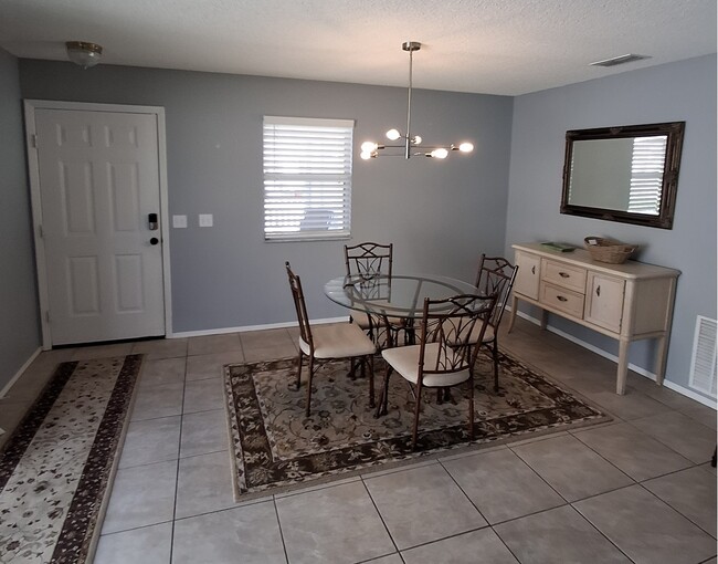 Photo - 2140 Estevez Dr