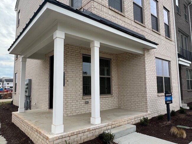 Photo - 2615 Wilkinson Pike