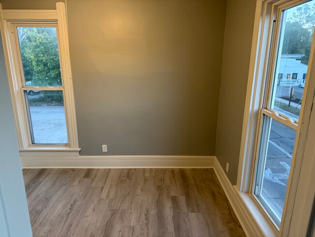 Photo - 2521 Stoney Ridge Rd Unit 9 - Apartment Upstairs