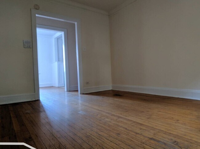 Photo - 2336 N Spaulding Ave Unit 1A