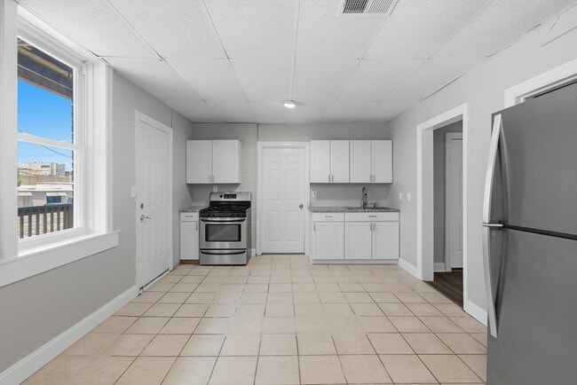 Photo - 293 Clemente St Unit 2L