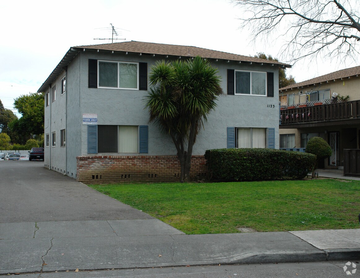 Photo - 1123 Ayala Dr