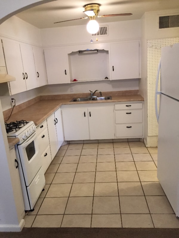 Photo - 404.5 S Kimball St