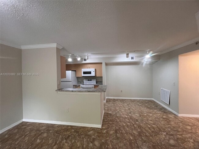 Photo - 2496 Centergate Dr Unit 205