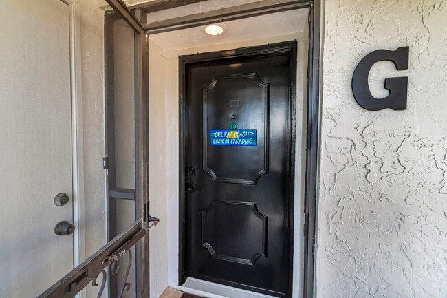 Photo - 5943 Areca Palm Ct Unit G
