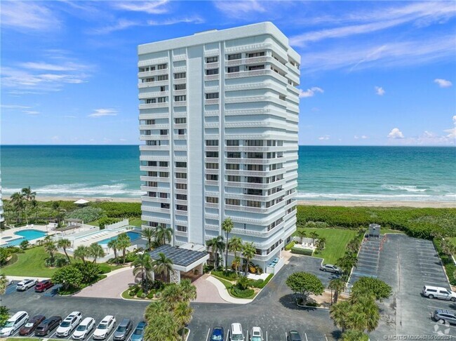 Building Photo - 9960 S Ocean Dr Unit PENTHOUSE 5