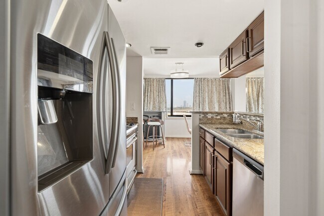Photo - 3525 Sage Rd Unit 1204