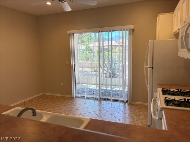 Photo - 2523 Romanza Rd