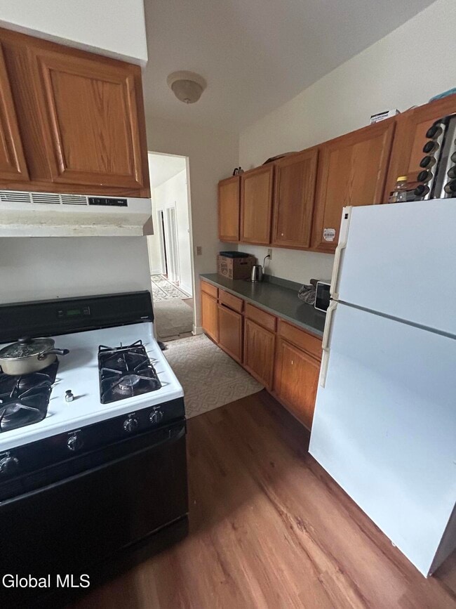 Photo - 443 Myrtle Ave