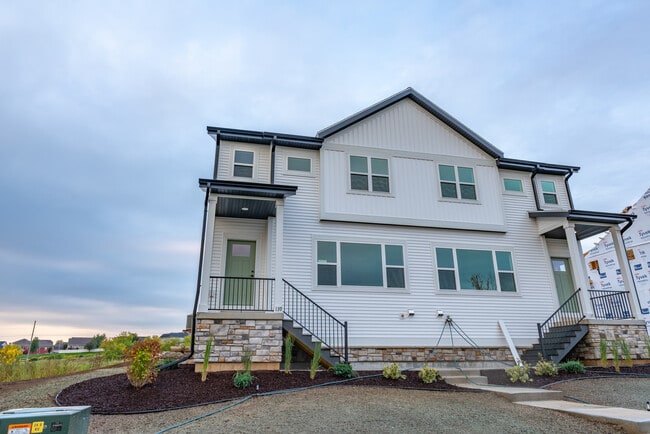 Photo - 113 Prairie Heights Dr