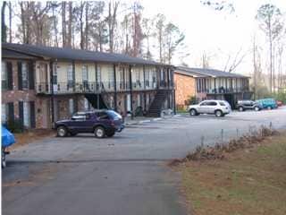 The Pines Apartments