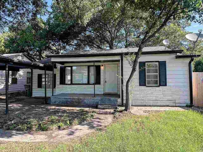 Building Photo - 1605 NW Baldwin Ave Rental