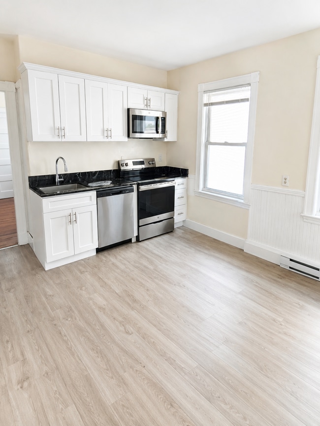 Building Photo - 57 Dimick St Unit 3