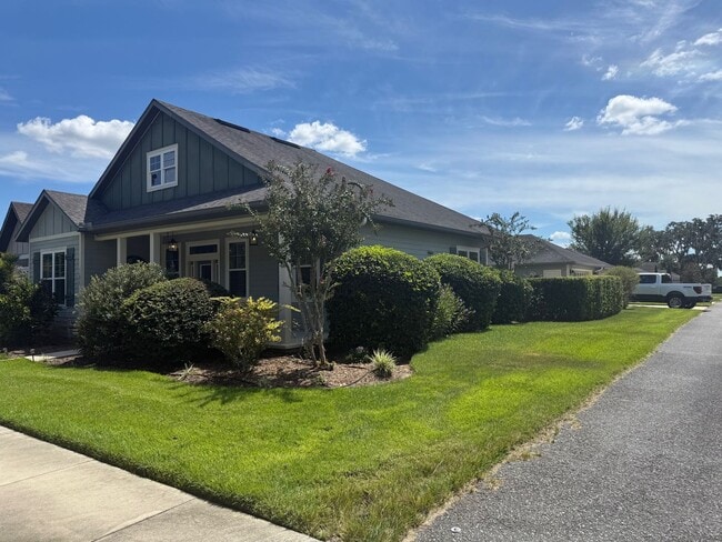 Photo - Beautiful Home in Oakmont Community