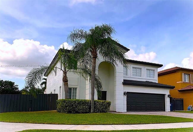 Building Photo - 15813 SW 140th St
