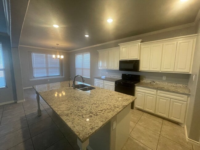 Photo - Beautiful Family Home – Perfect for Gatherings!