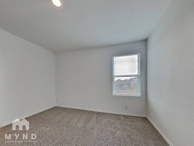 Photo - 5714 Agate Cir