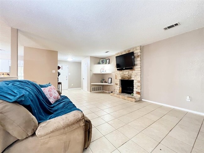 Photo - 9731 Anderson Village Dr