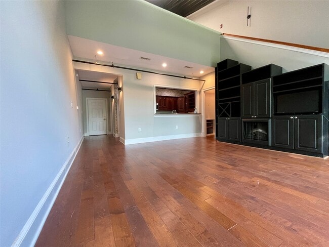 Photo - 250 W Washington St Unit 4