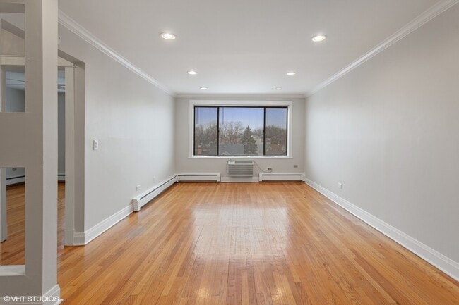 Photo - 6060 N Ridge Ave Unit 4D
