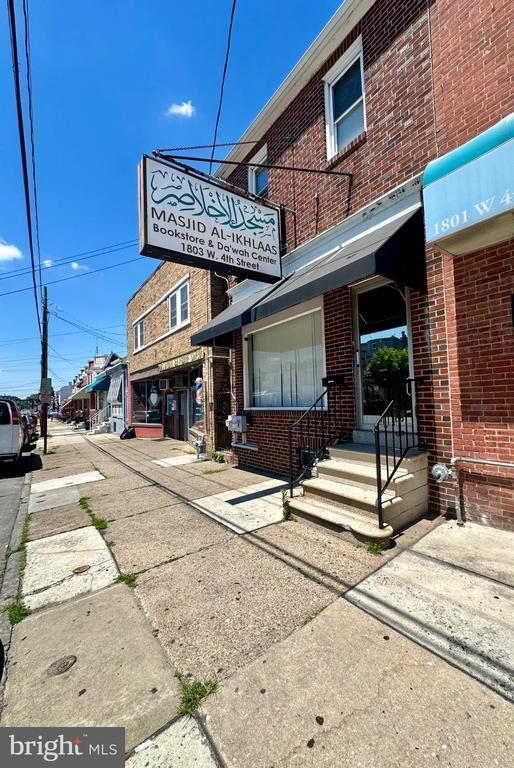 Photo - 1803 W 4th St