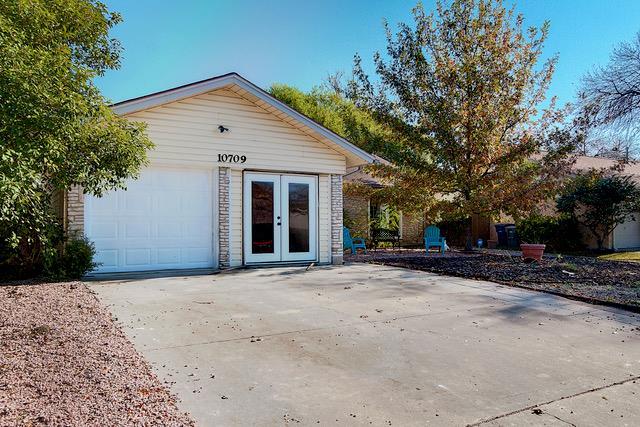 Photo - 10709 Berthound Dr