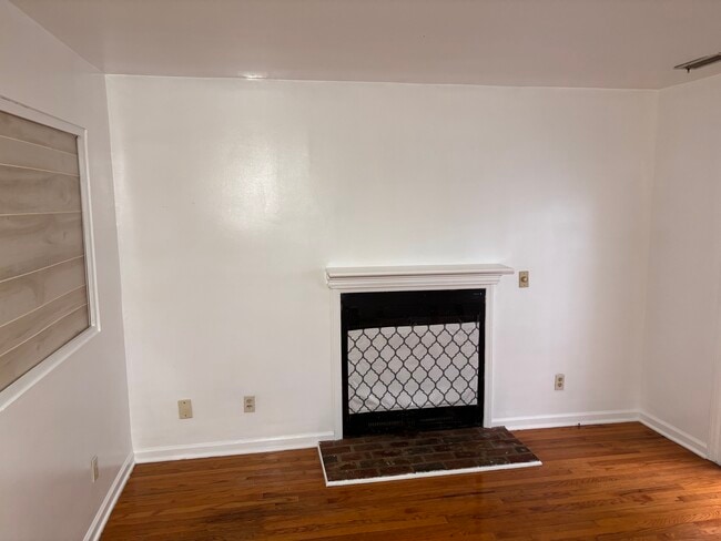 Photo - 615 Morehead Ave