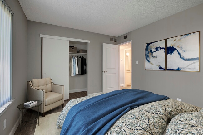 Photo - Sierra Square