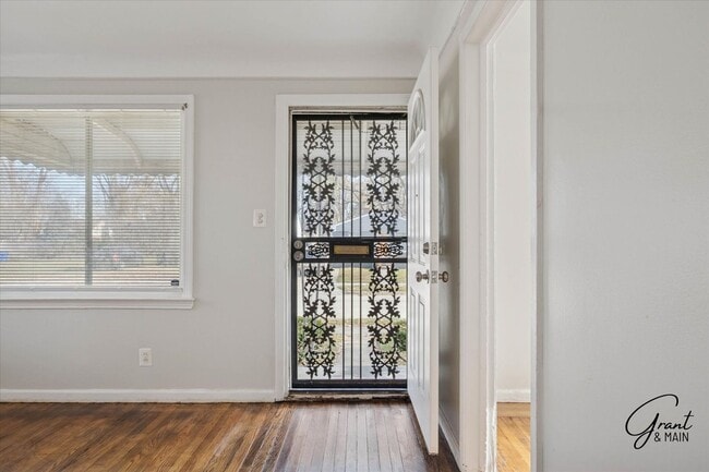 Photo - 2 bedroom - 2 bath - Detroit gem - $1200