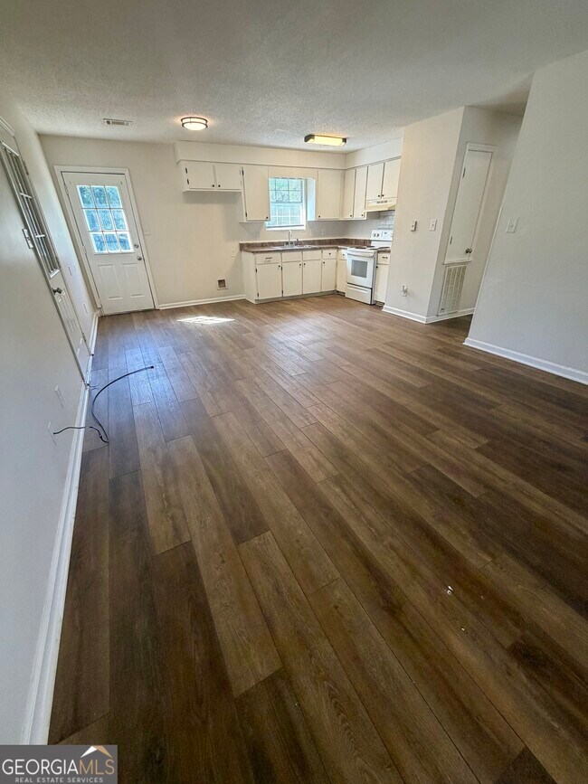 Photo - 86 Christopher Cir